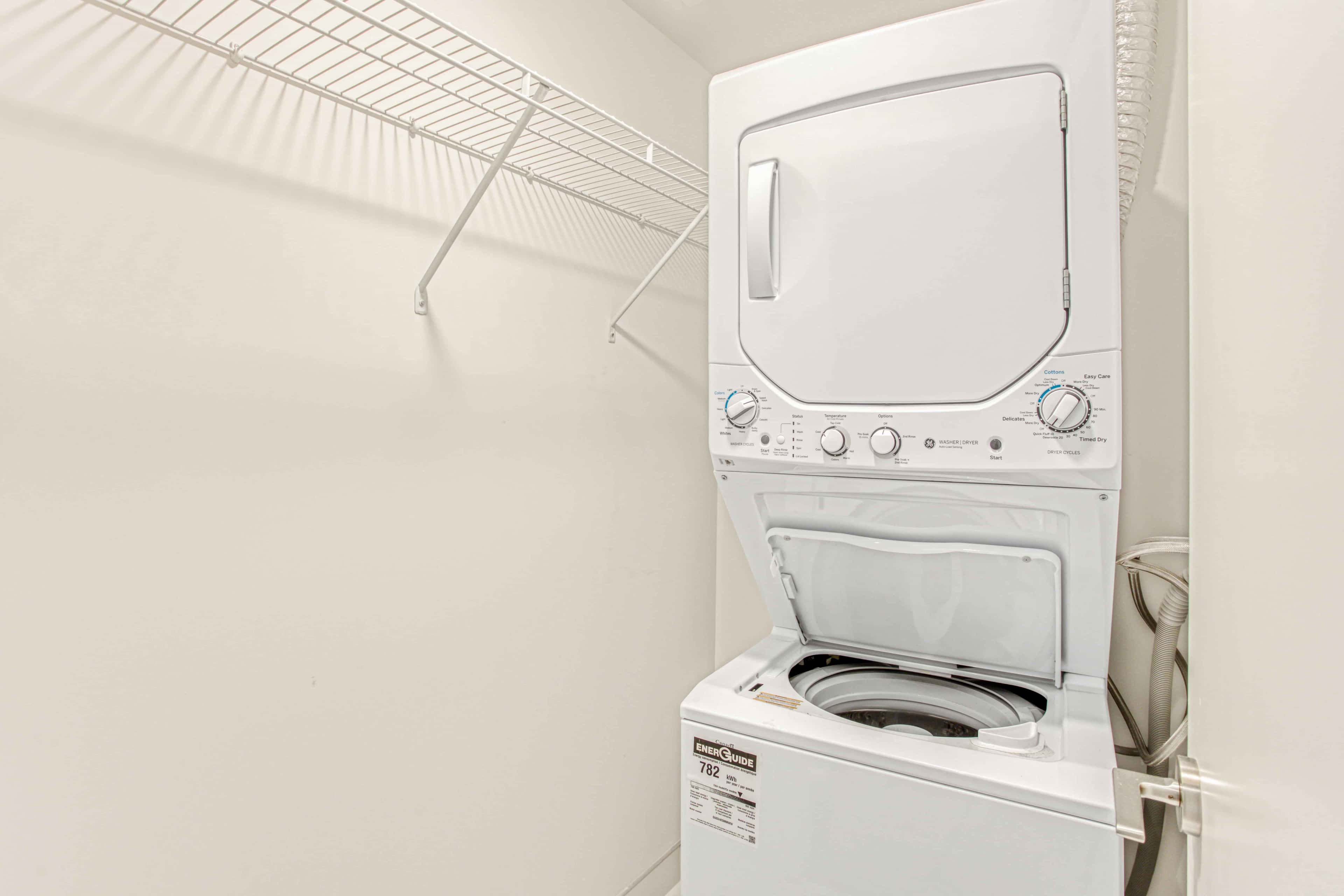 Liwinco Yonge Dundas Street, Toronto - 2