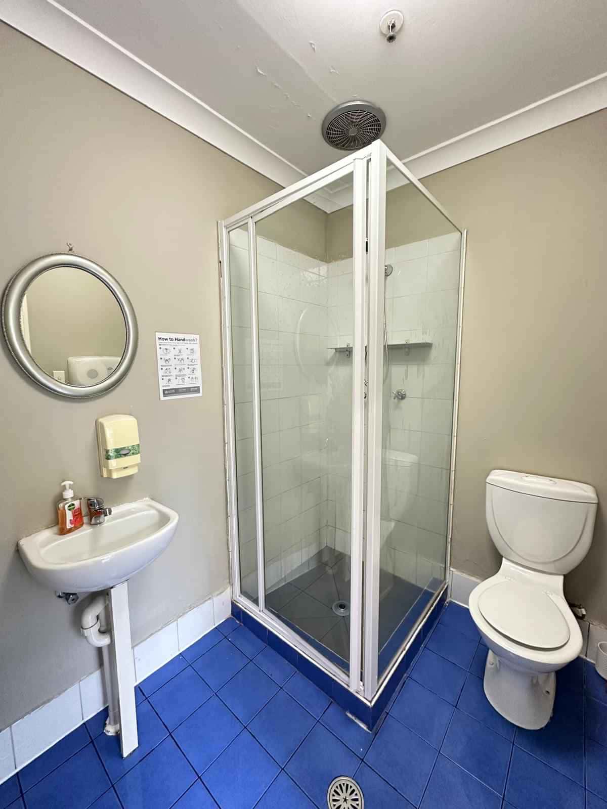 Room in a 9 Bedroom Apartment, 96A Glebe Point Rd, Glebe, NSW Australia 2037 - 5