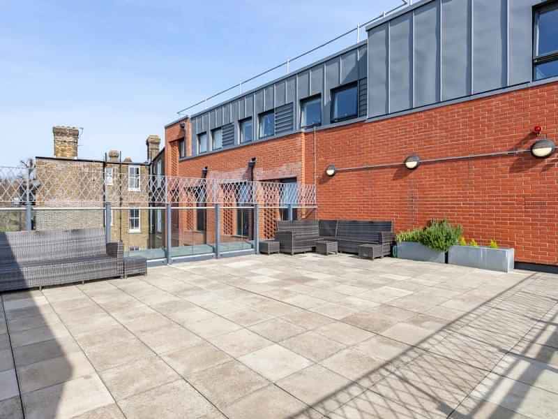 Academic House, London - 5