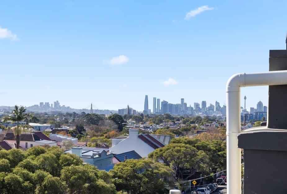 Room in a 4 Bedroom Apartment, 2/65 Crystal Street, Petersham, Sydney 2049 - 2