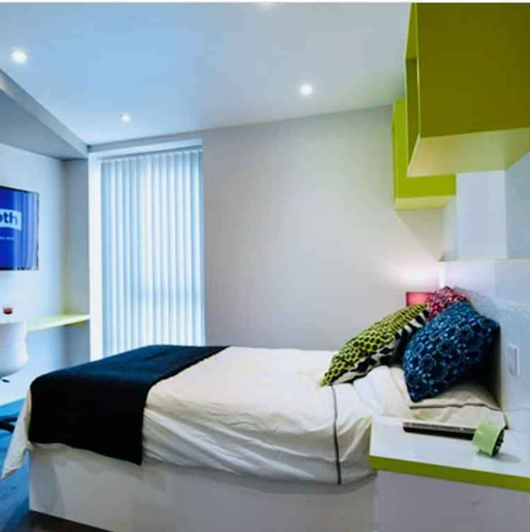 Courtyard Block B, Huddersfield - 5