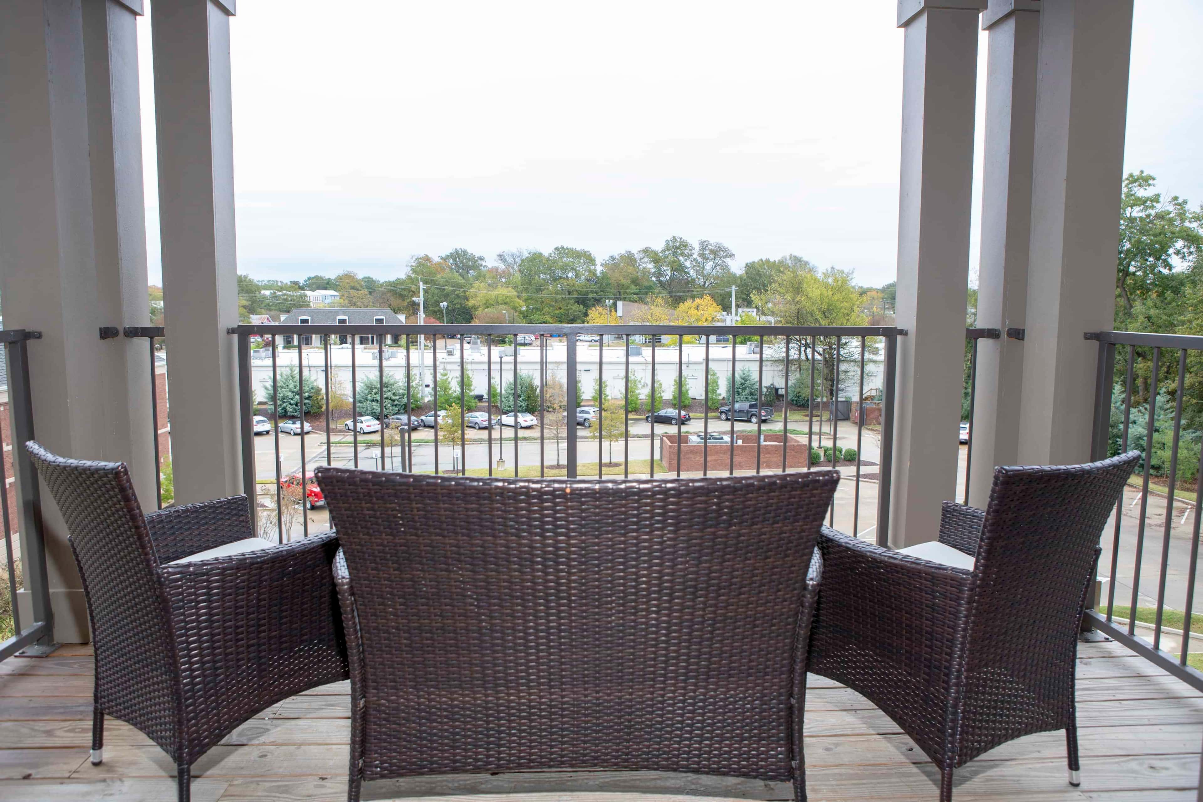 The Balcony, Starkville - 5