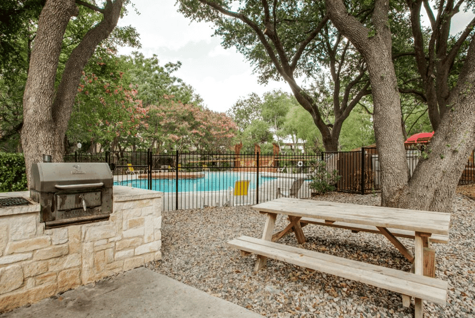 Cross Creek Apartments, Dallas - 2