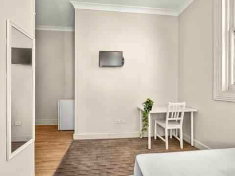 Room in a 22 Bedroom Apartment, 308 Moore, Paddington, Sydney - 2