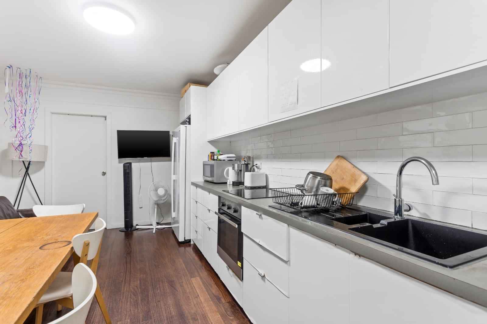 Room in a 9 Bedroom Apartment, 72 New Canterbury, Petersham, Sydney - 2