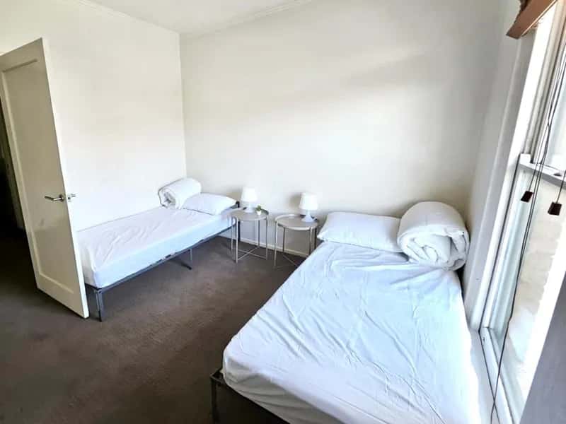 Centre Av, Port Melbourne, Melbourne - 2