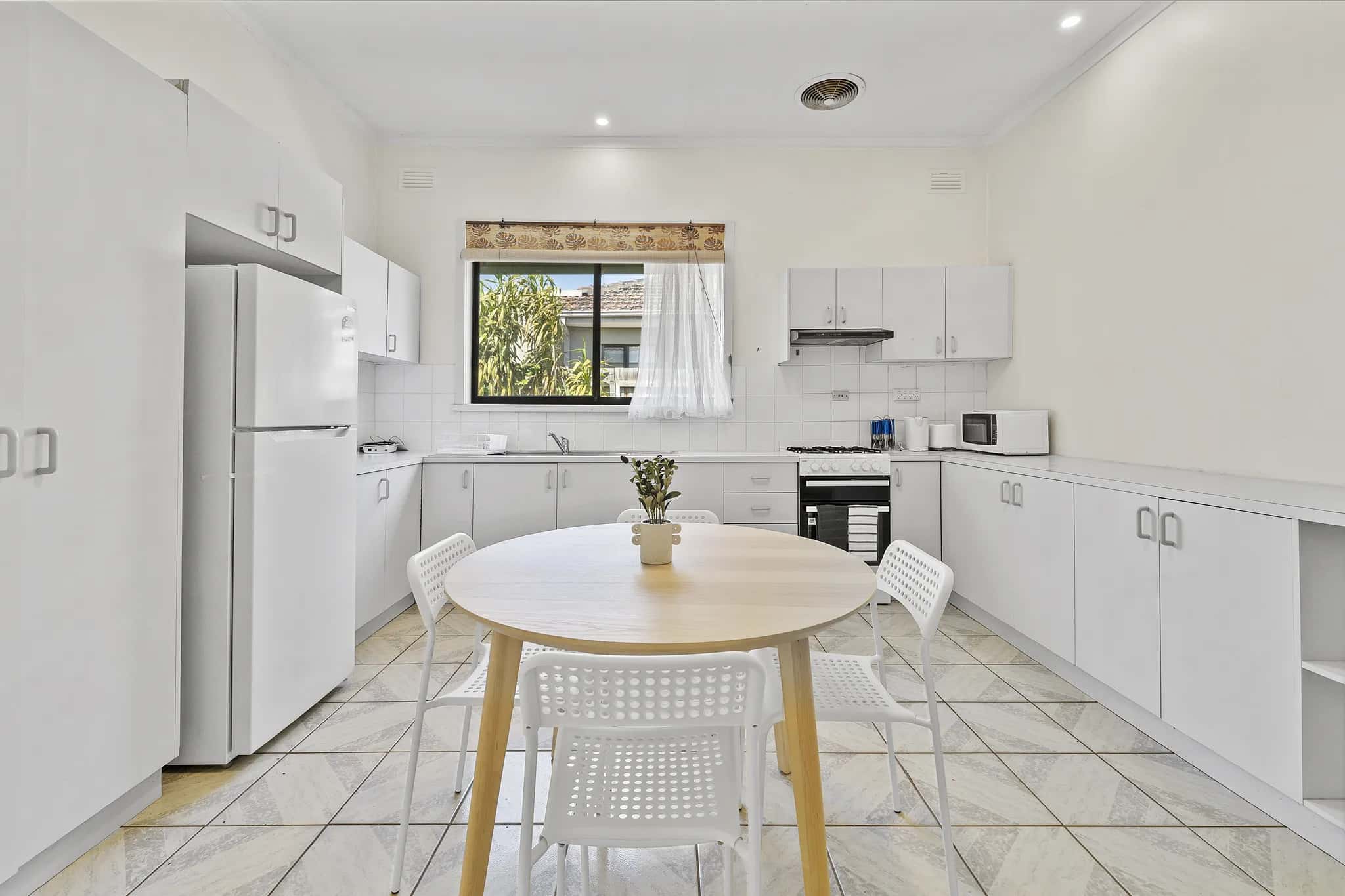 Elphin St, Newport, Melbourne - 5