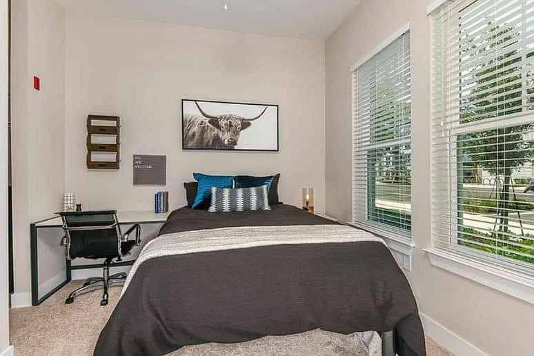 Aero on 24th, Gainesville - 1