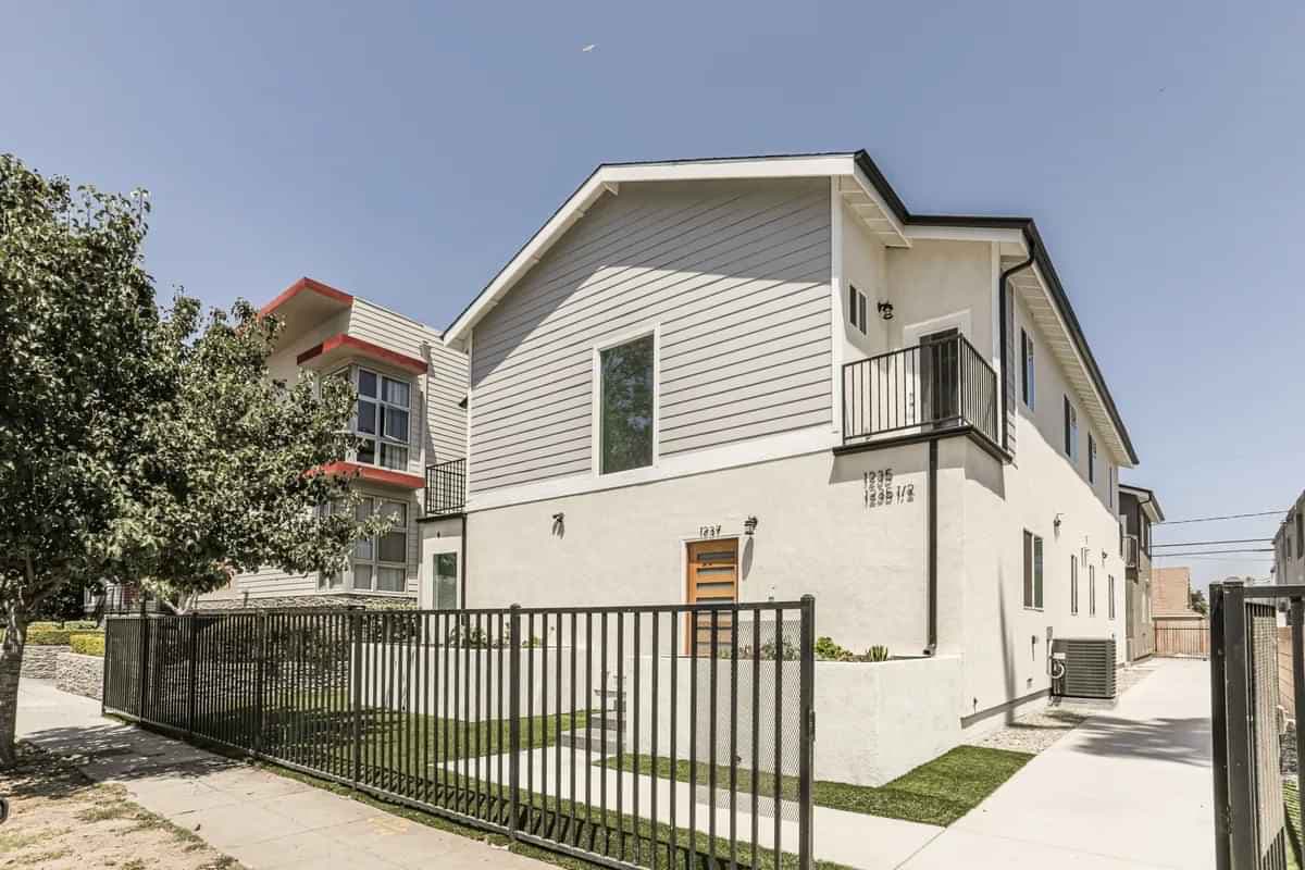 propertiesDetail image 2