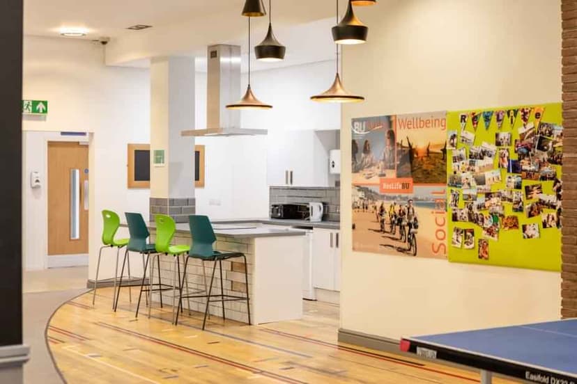 Lyme Regis House, Bournemouth - View 4