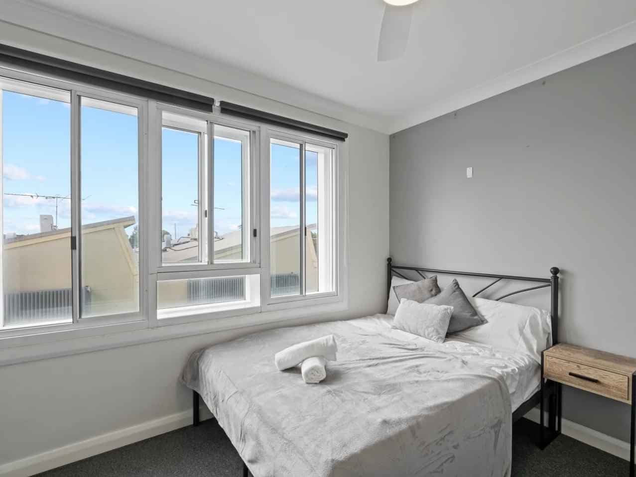 Room in a 6 Bedroom Apartment, 14/65 - 2 Crystal Street, Petersham, Sydney - 1