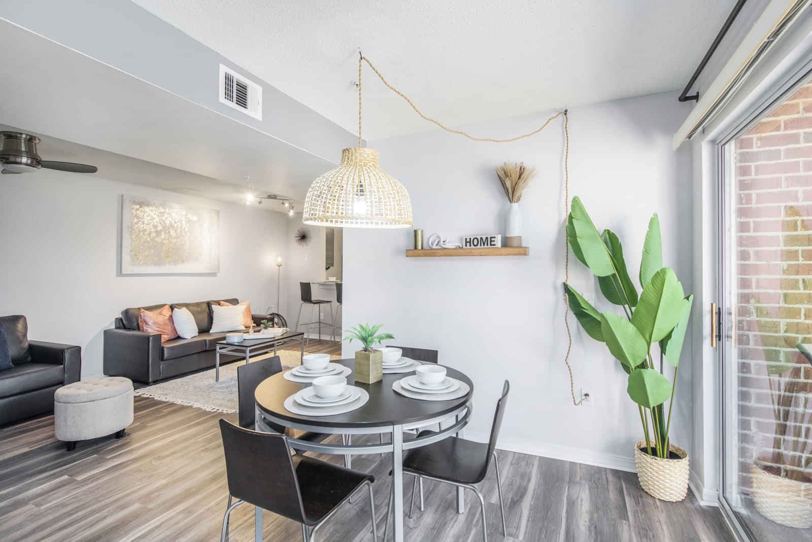 propertiesDetail image 24