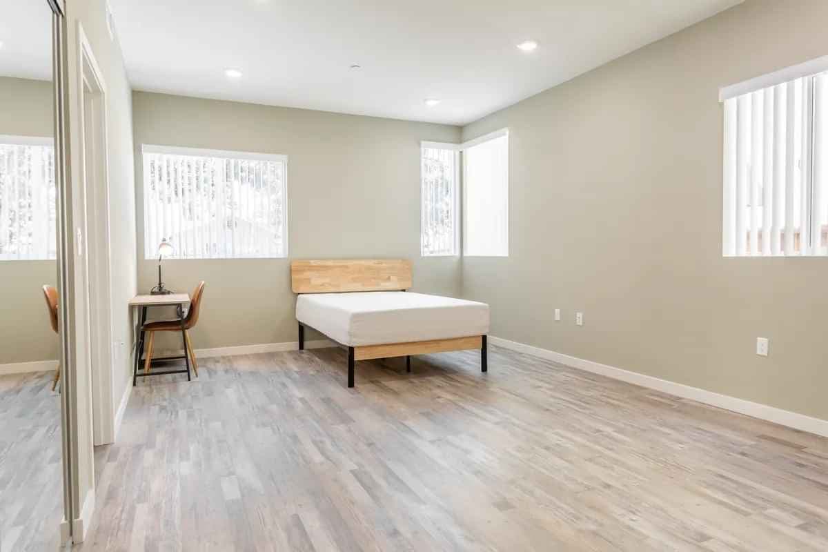 propertiesDetail image 1