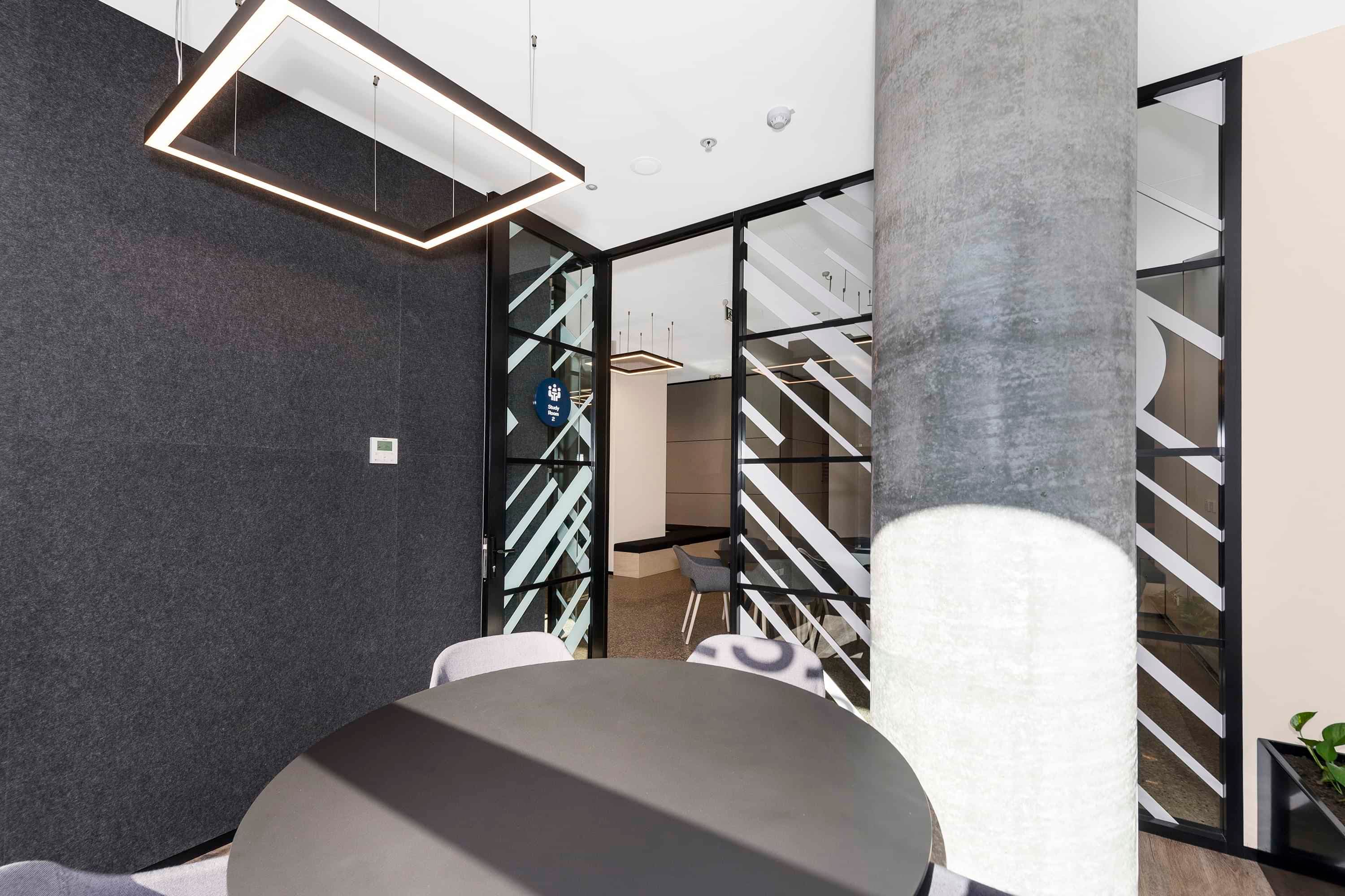 propertiesDetail image 100