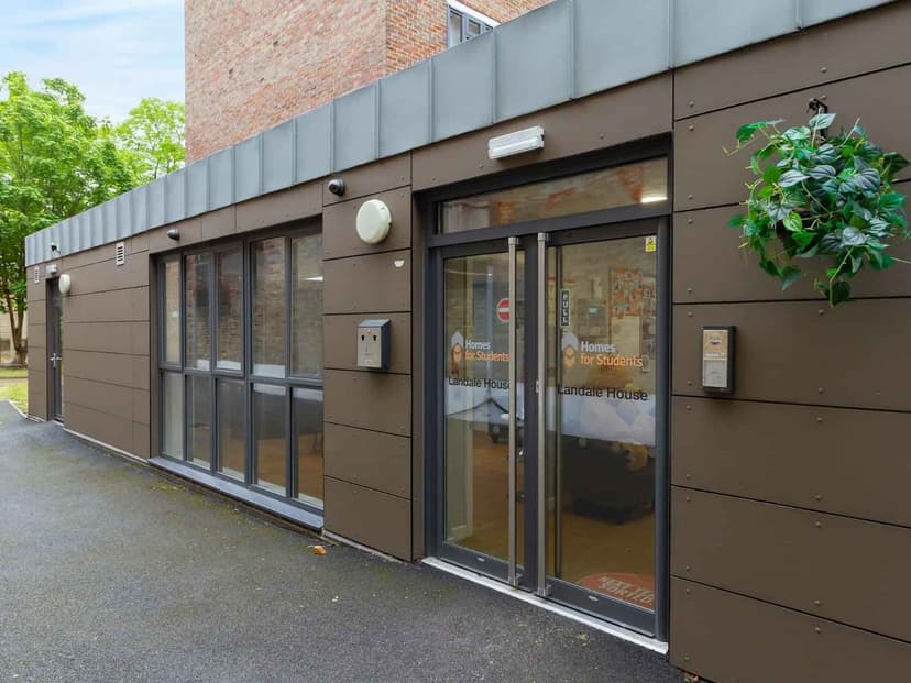 Surrey Quays Landale House, London  - View 2