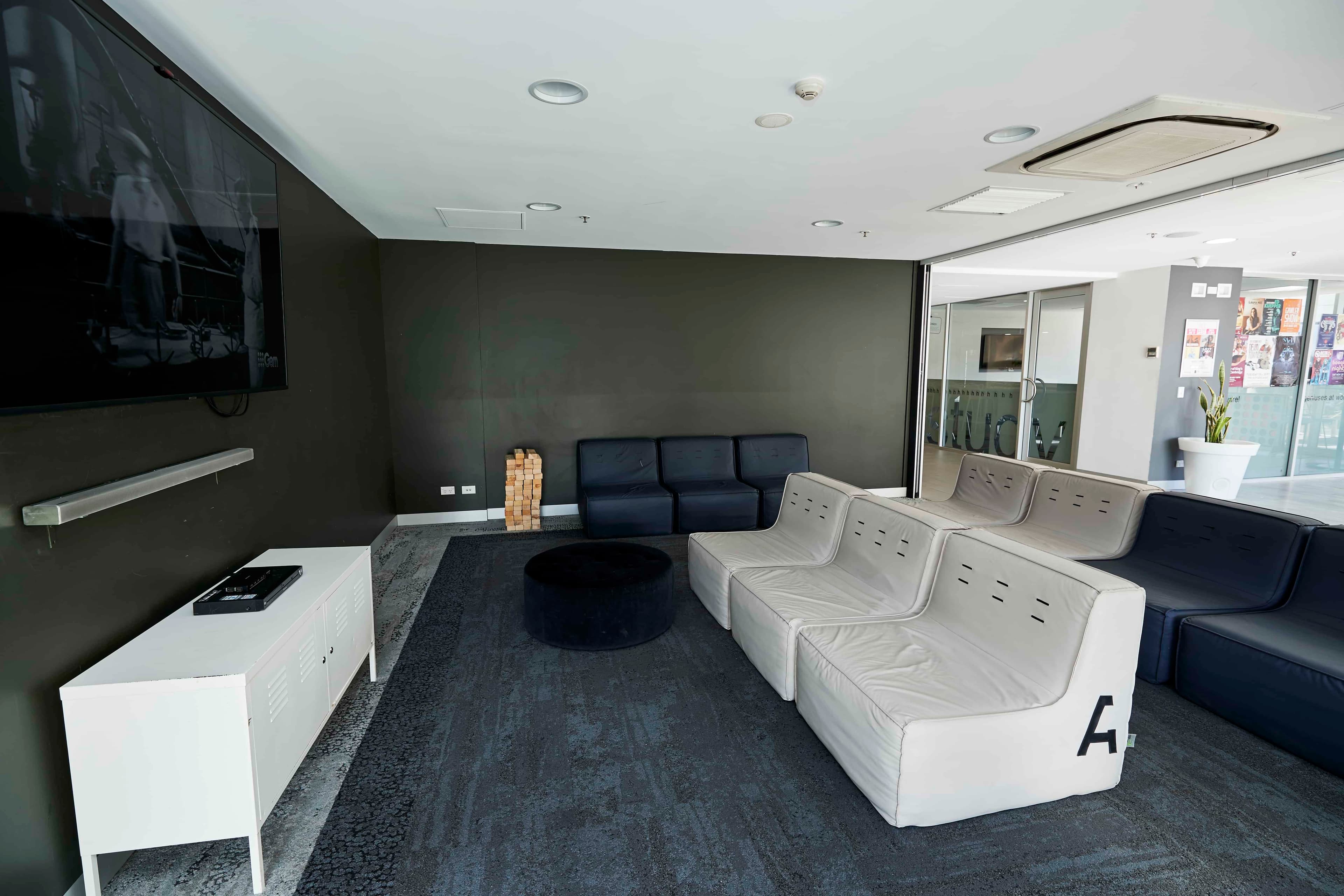 propertiesDetail image 32