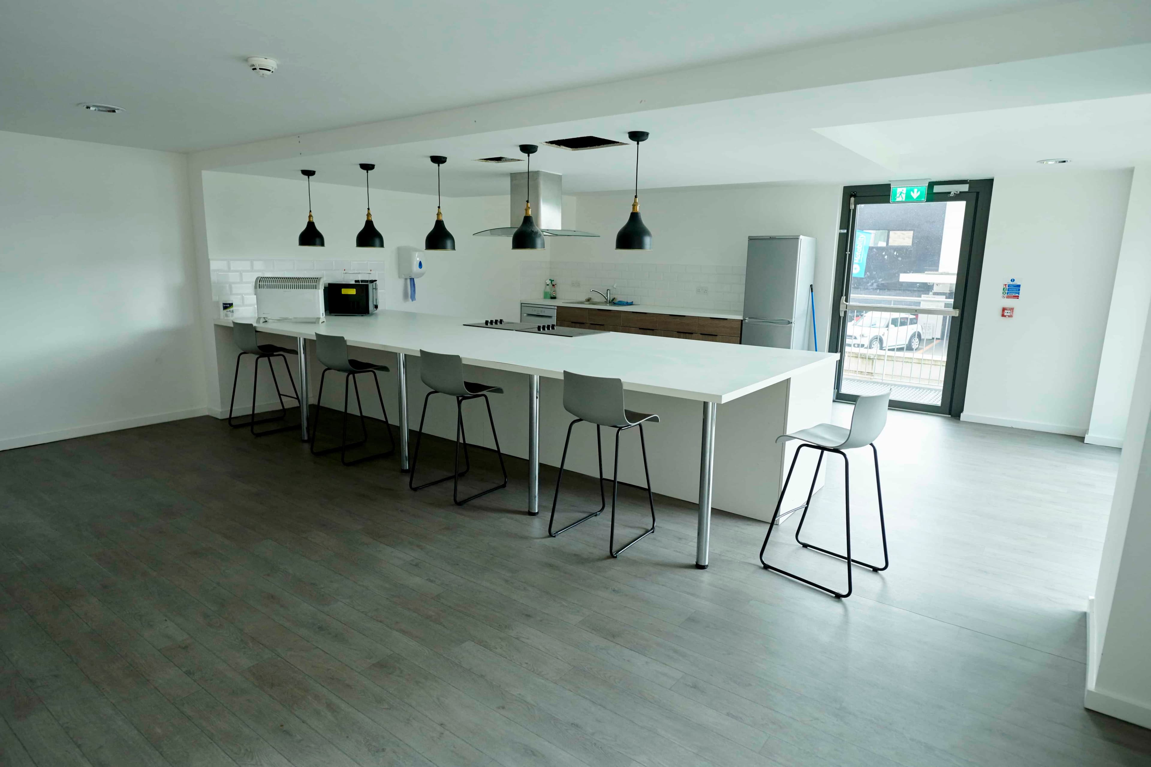 propertiesDetail image 99