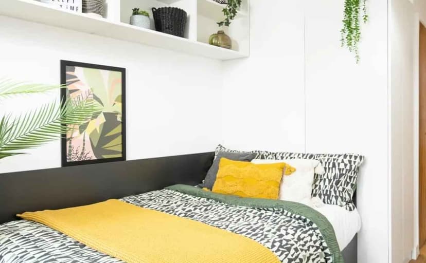 On Campus Piccadilly Court, London - View 1