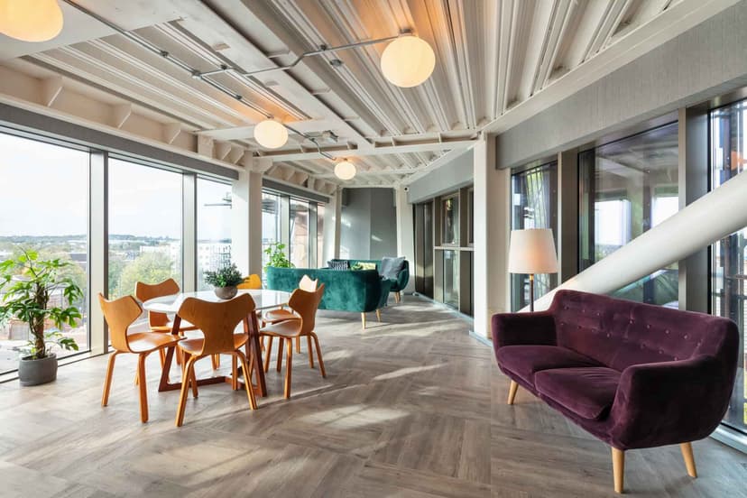 On Campus The Stay Club, London - View 5