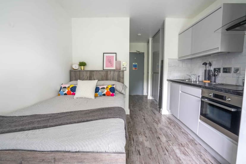 The Oval, Leicester - View 1