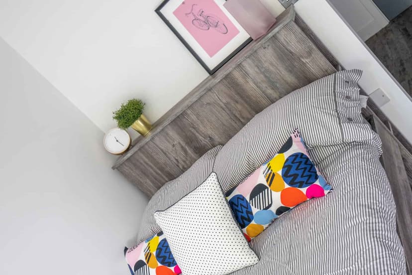 The Oval, Leicester - View 5