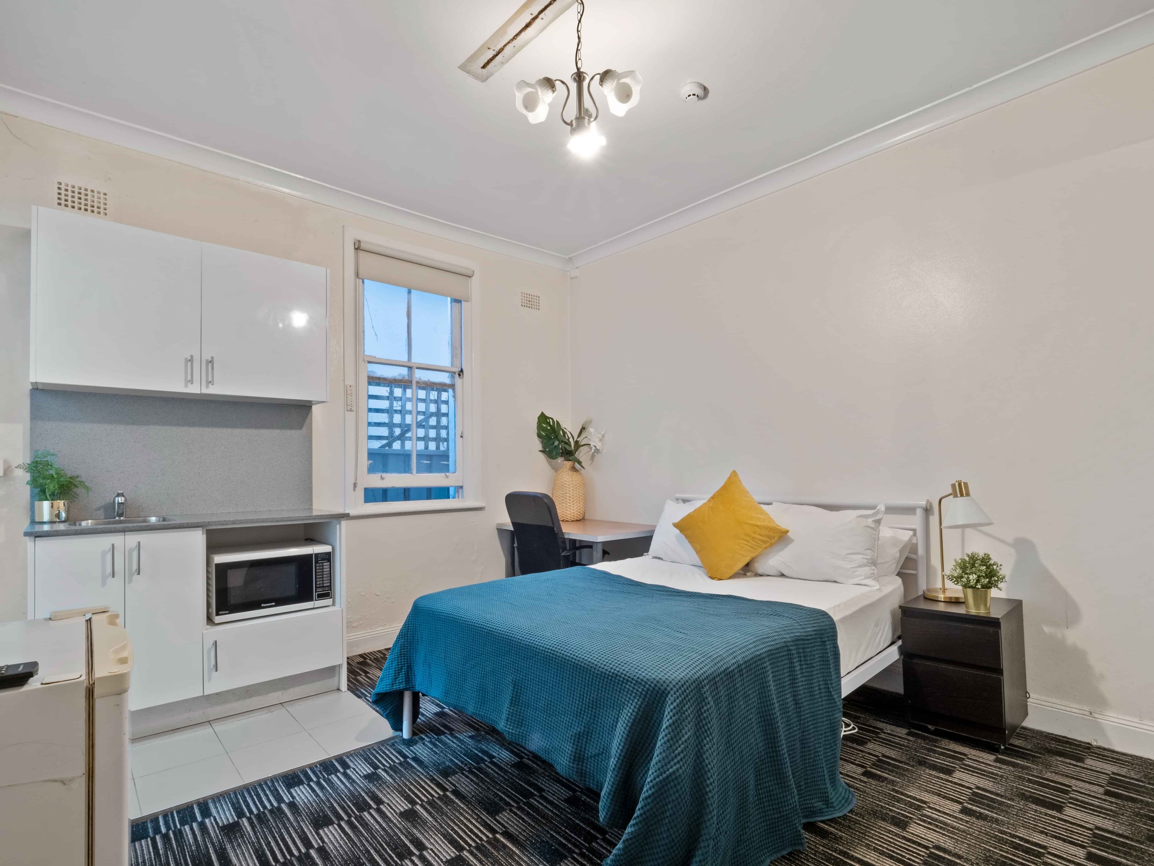 Room in a 14 Bedroom Apartment, 12 Fern, Randwick, Sydney - 1