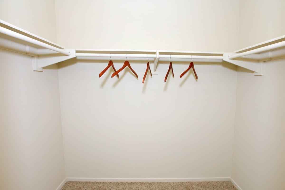 2 Bedroom 2 Bathroom Apartment - Image 16