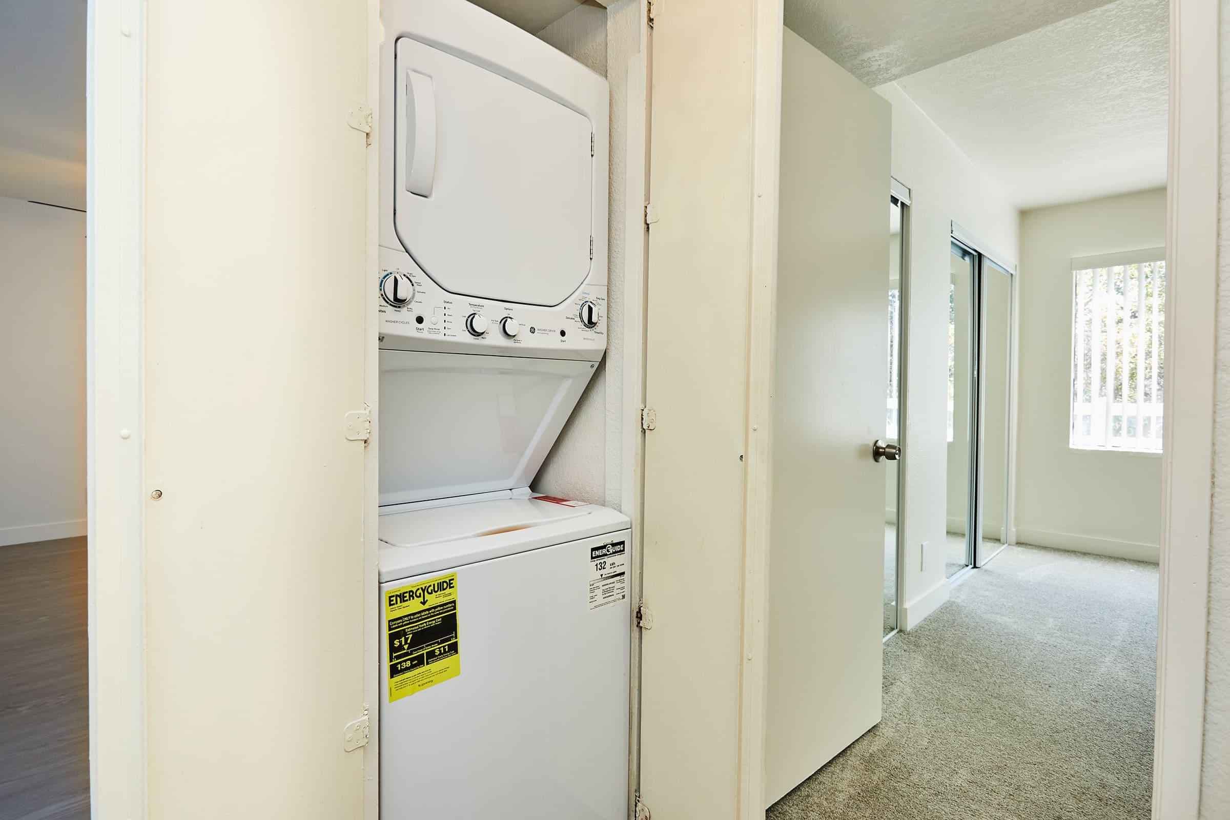 2 Bedroom 2 Bathroom Apartment - Image 13