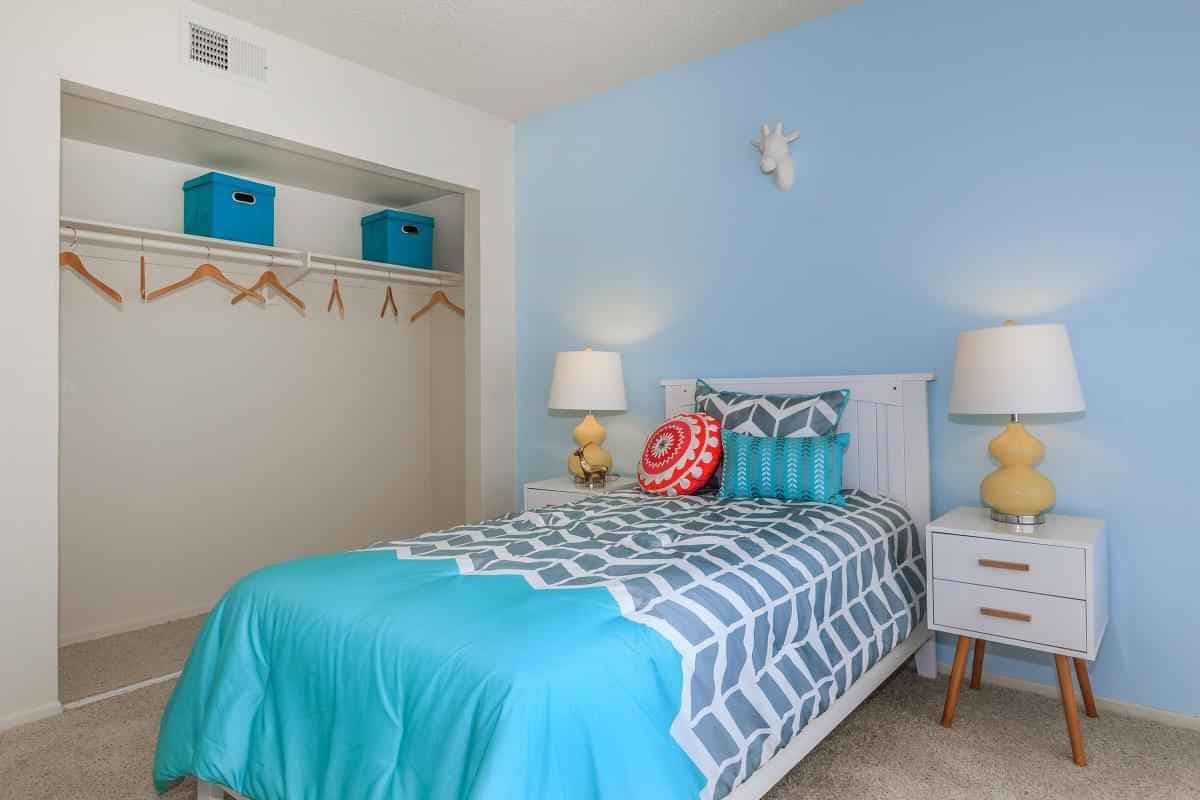 3 Bedroom 2 Bathroom Apartment - Image 1