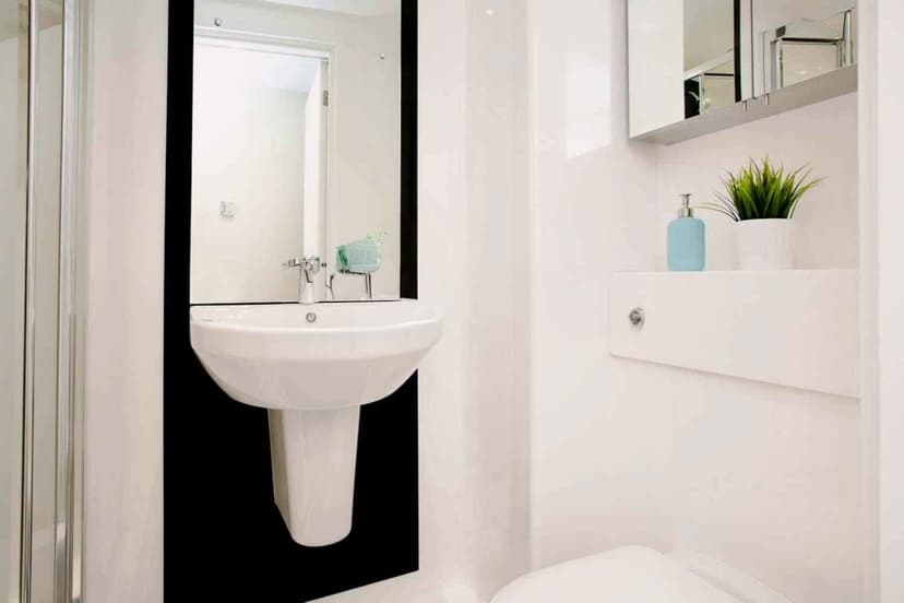 Ensuite - Image 8