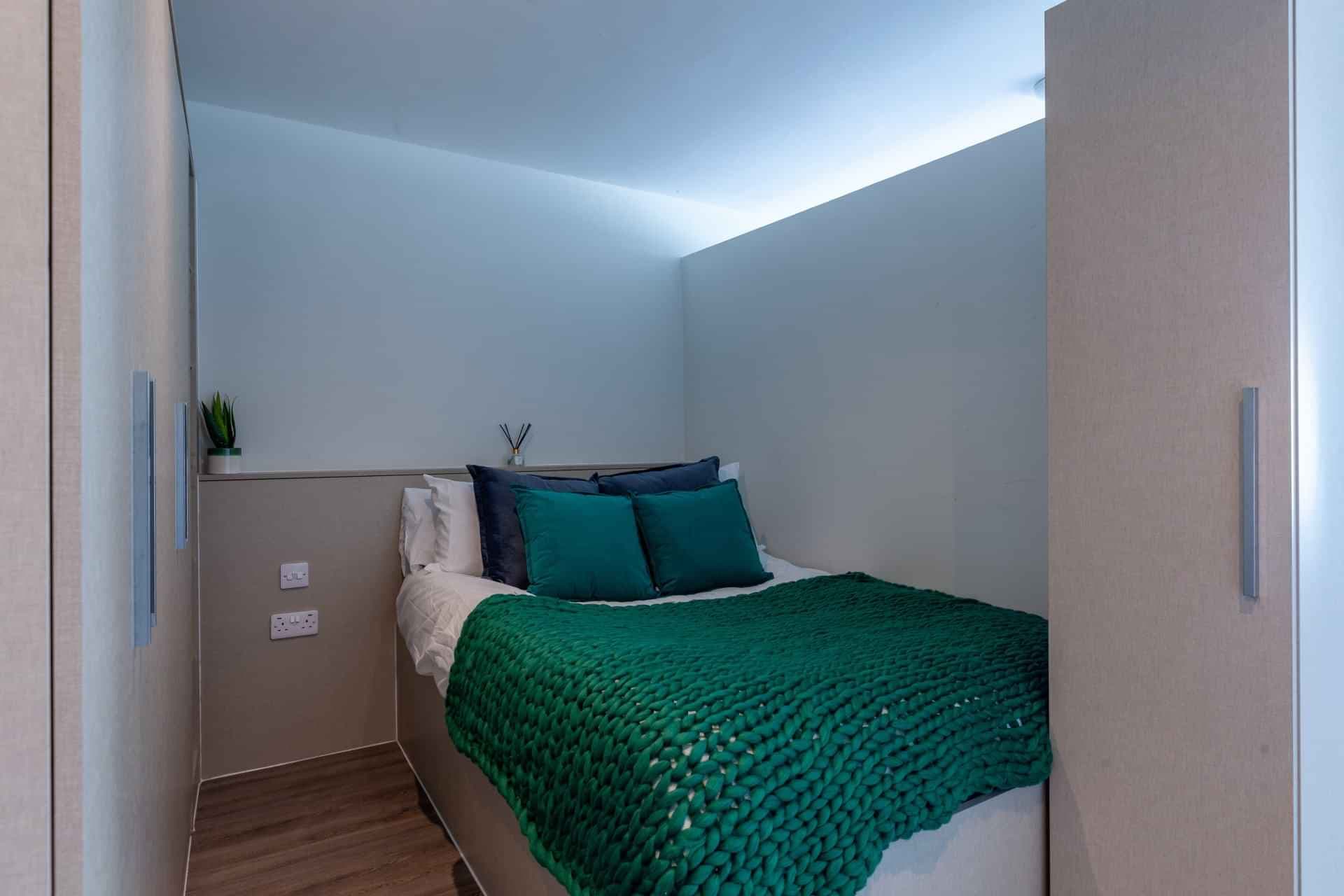 Standard Studio - Image 1