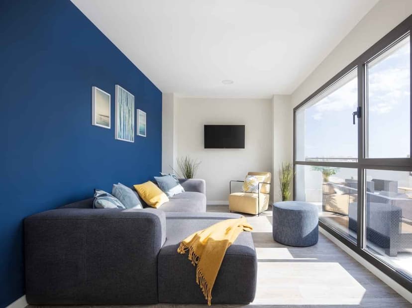 Premium Apartment - Image 4