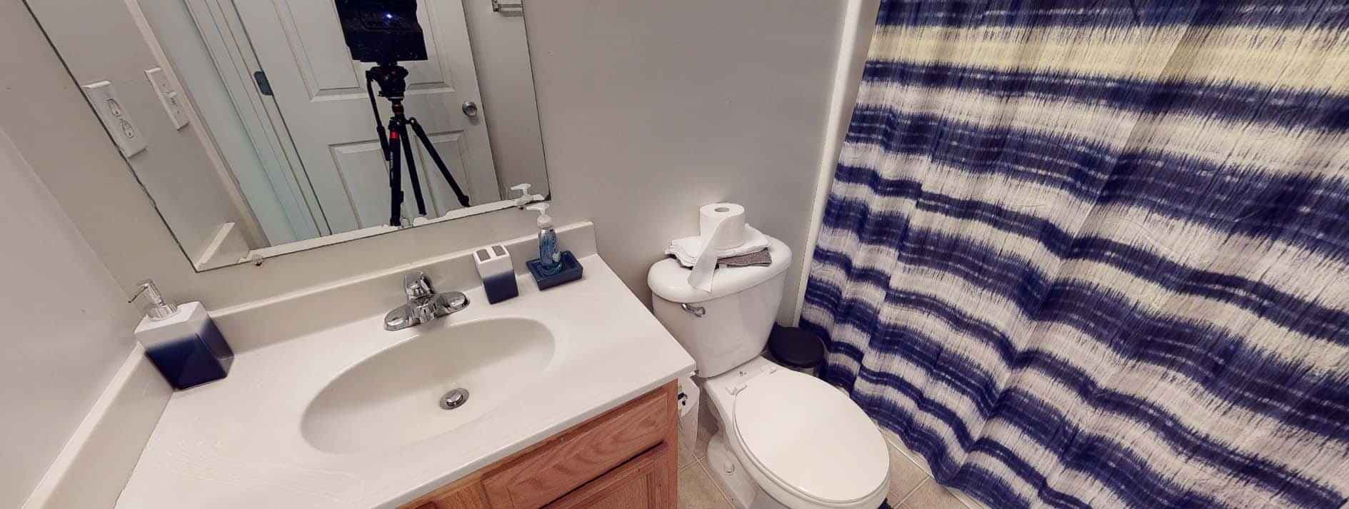 2 Bedroom - Private Room - Private Bath (2 Bed - 2.5 Bath) - Image 10