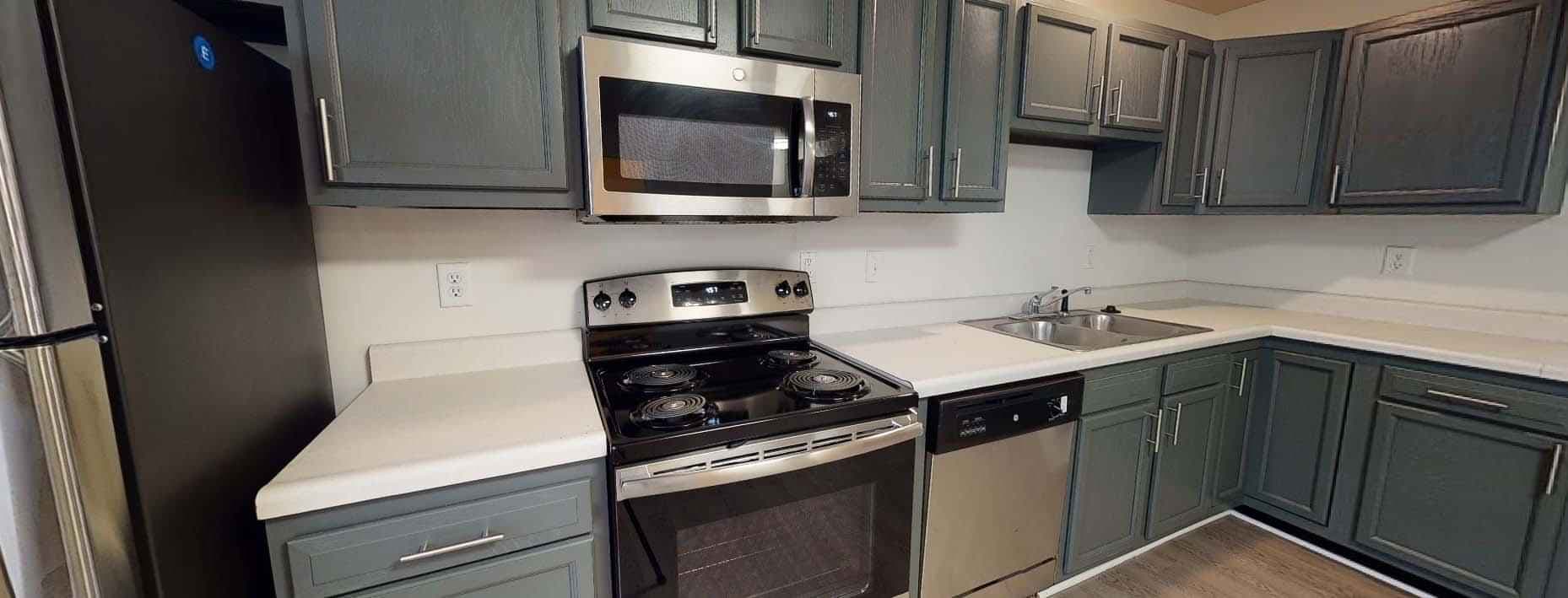 3 Bedroom - Private Room - Private Bath (3 Bed - 3.5 Bath) - Image 3