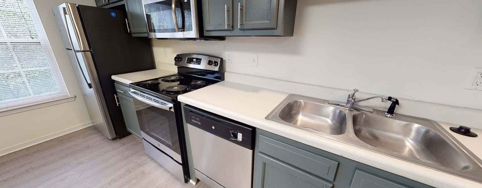 3 Bedroom - Private Room - Private Bath (3 Bed - 3.5 Bath) - Image 4