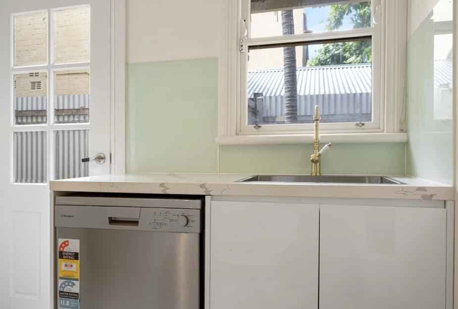 Room 7  (Private bath)  - Image 2