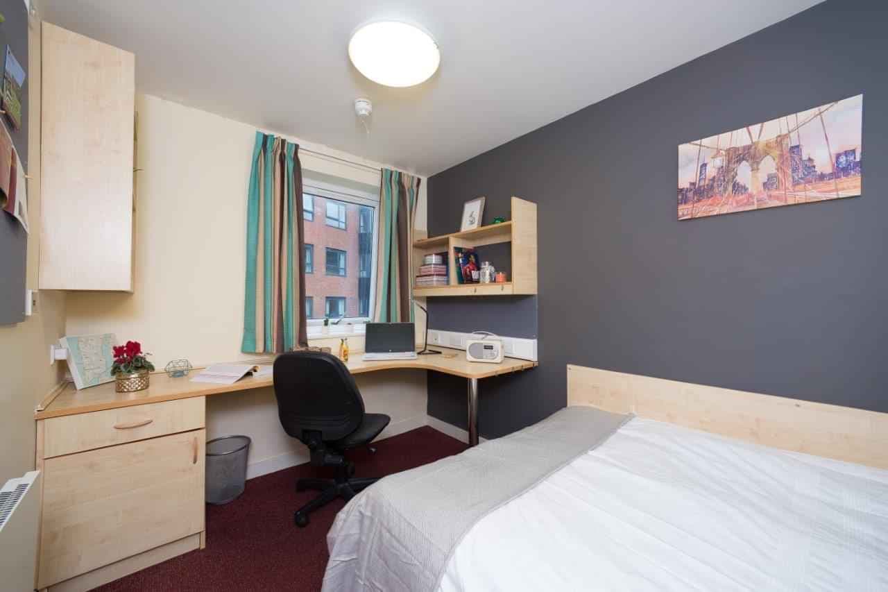 1 Bed Apartment - Image 2