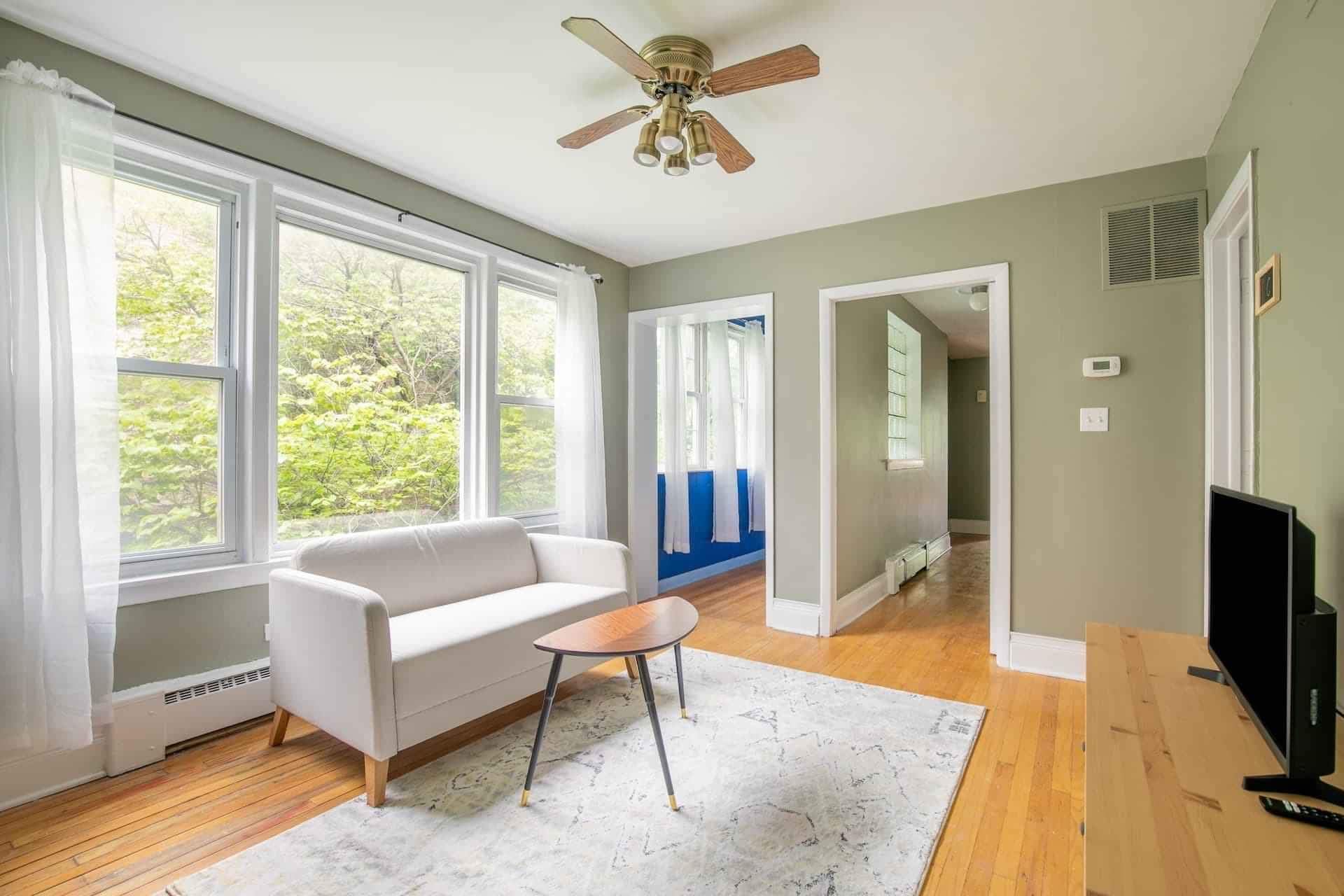 #1242C : Noble Square - Image 4