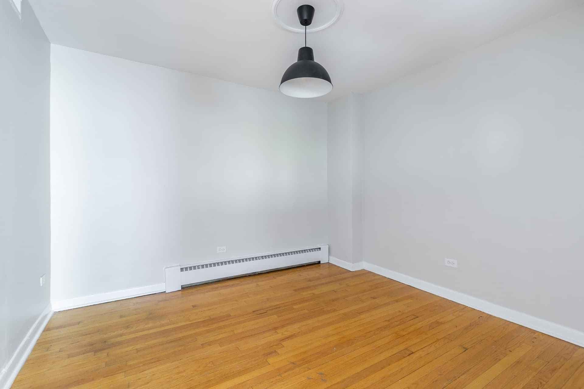 #1242C : Noble Square - Image 3