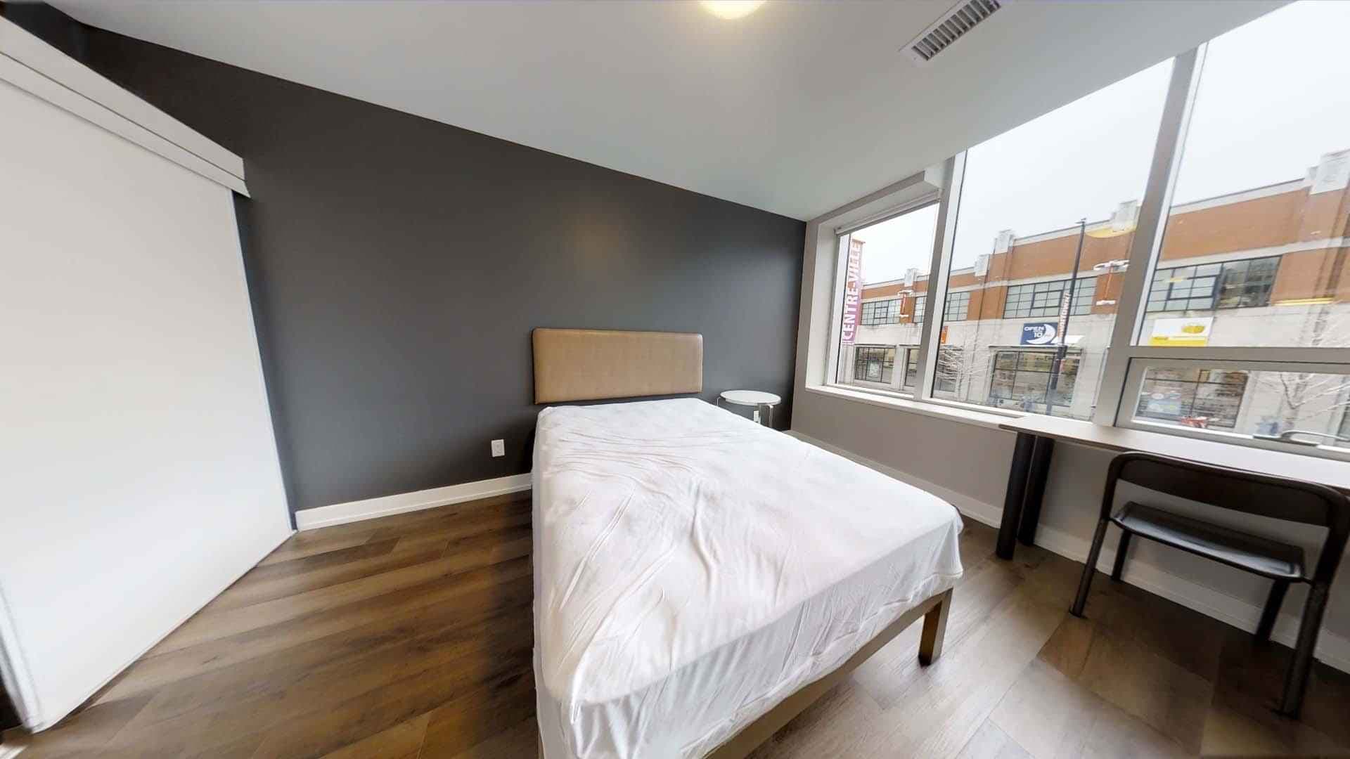 4 Bed Private Bedroom - Image 9