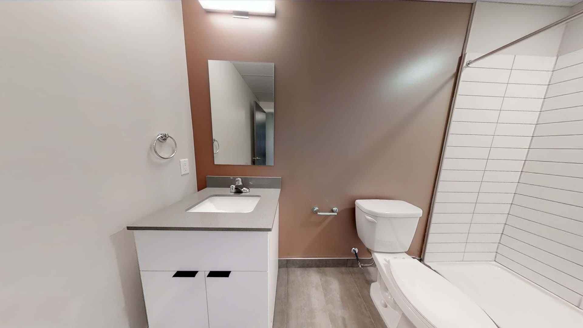 4 Bed Private Bedroom - Image 8