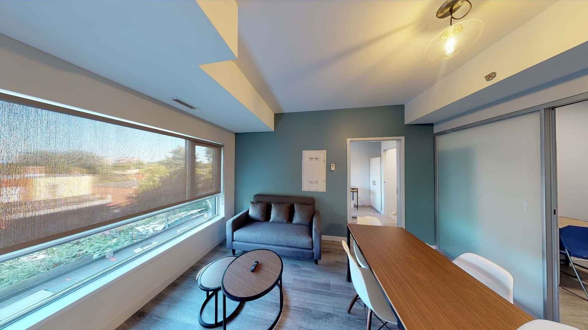 2 Bed 2 Bath - Image 7