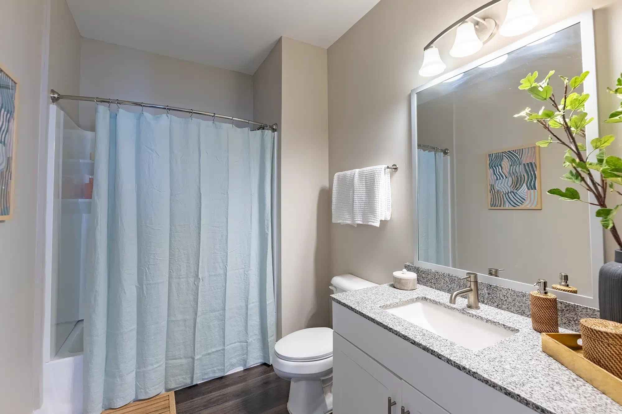 Private Room - C4 (3 Bed - 3 Bath) - Image 7