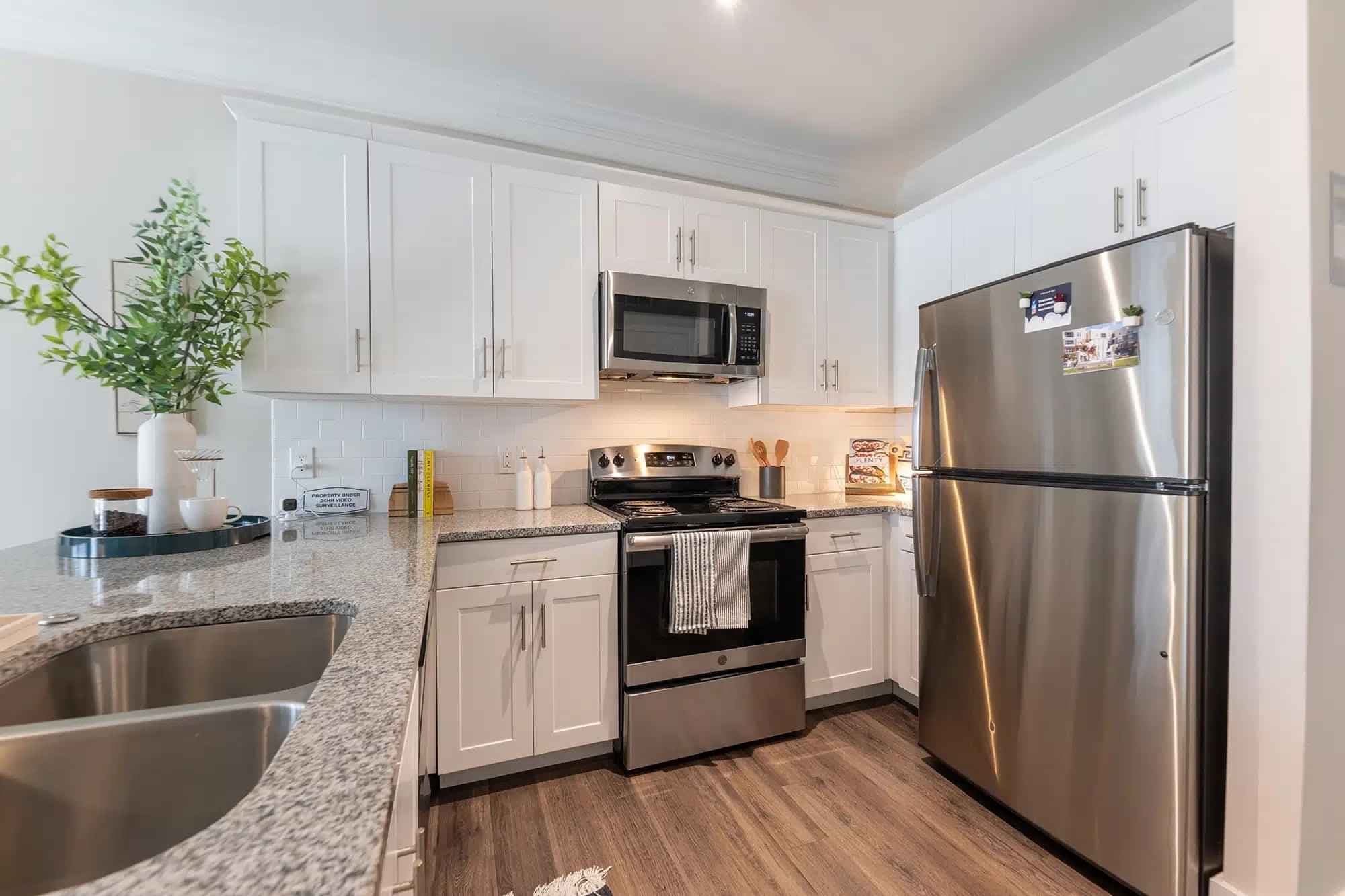 Private Room - D2 (4 Bed - 4 Bath) - Image 5