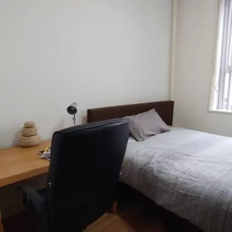Standard 6 Bedroom Apartment  - Image 6