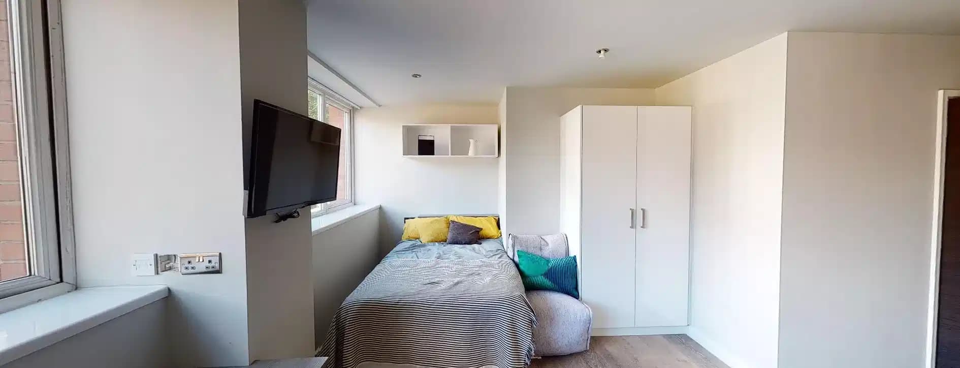 Premier Studios  - Image 2