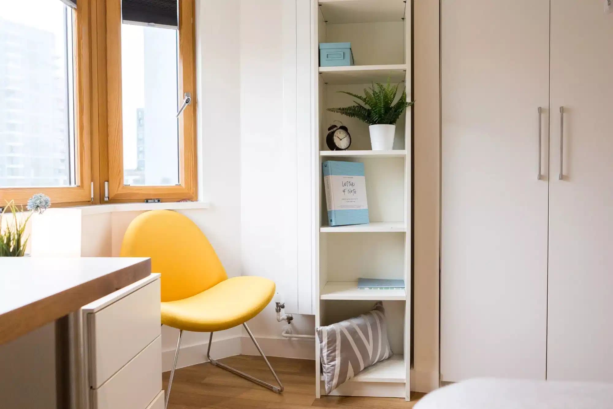 2 Bedroom Apartment Shared Mid Level City View - Image 3