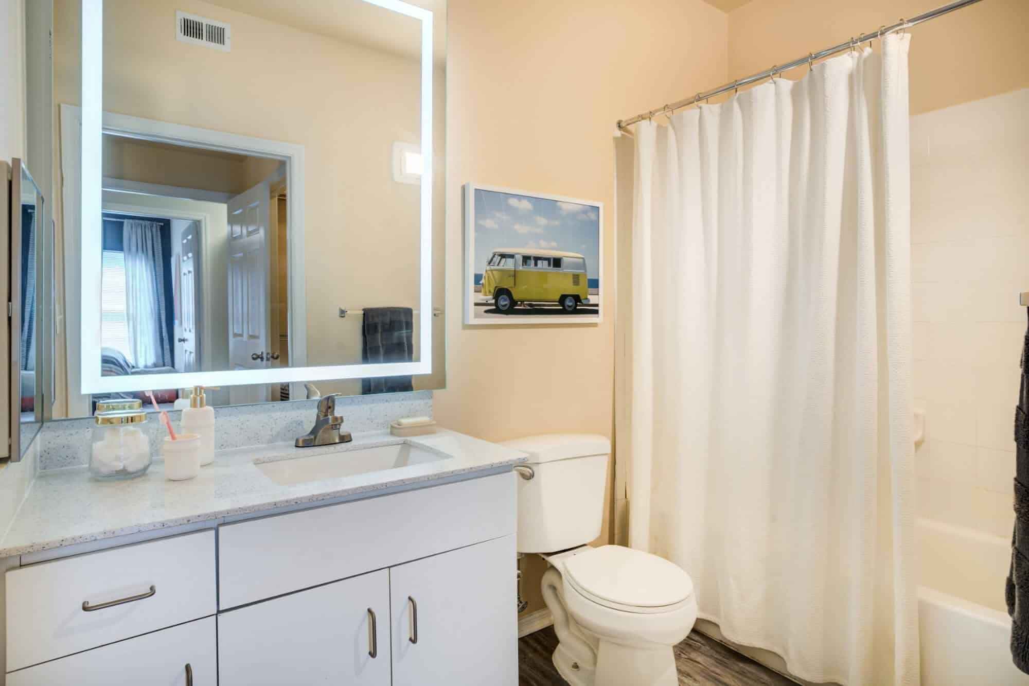 Private Room - Platinum (4 Bed - 4 Bath) - Image 7