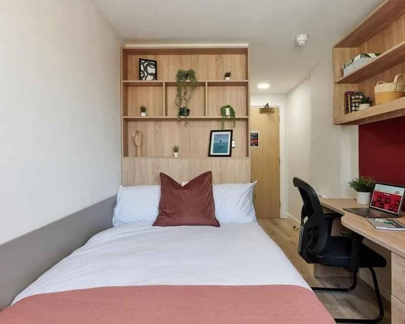 Bronze Ensuite - 6 Bed - Image 3