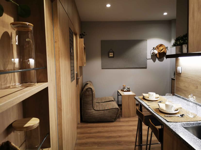 Pozuelo Platinum P. Room in Apartment Terrace-2 - Image 9